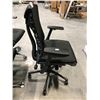 Image 2 : HERMAN MILLER EMBODY BLACK /GRAPHITE FULLY ADJUSTABLE GAMING TASK CHAIR STYLE 2 RETAIL $2254 CAN