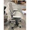 Image 2 : HERMAN MILLER AERON MINERAL GREY FULLY ADJUSTABLE TASK CHAIR SIZE B RETAIL PRICE $2370 CAN