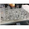 Image 2 : LARGE TABLE LOT OF MISC. GLASSWARE