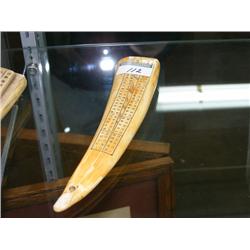 WALRUS SCRIMSHAW CRIBBAGE BOARD