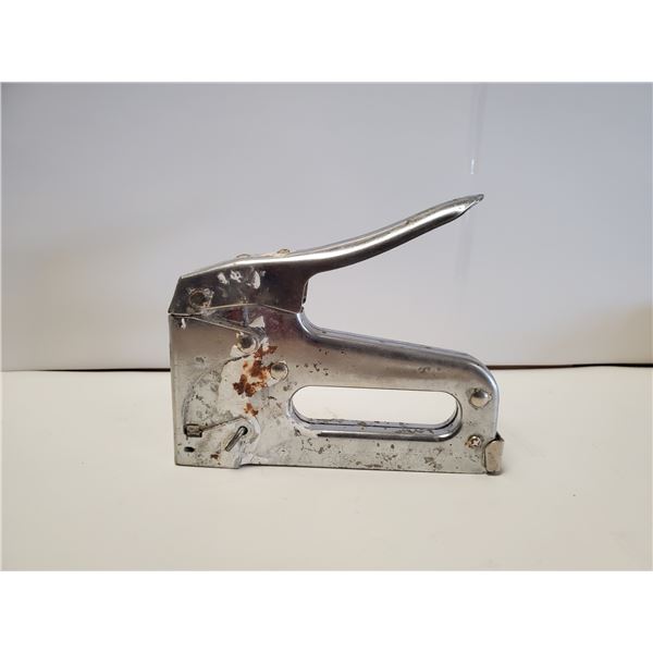 ARROW STAPLE GUN