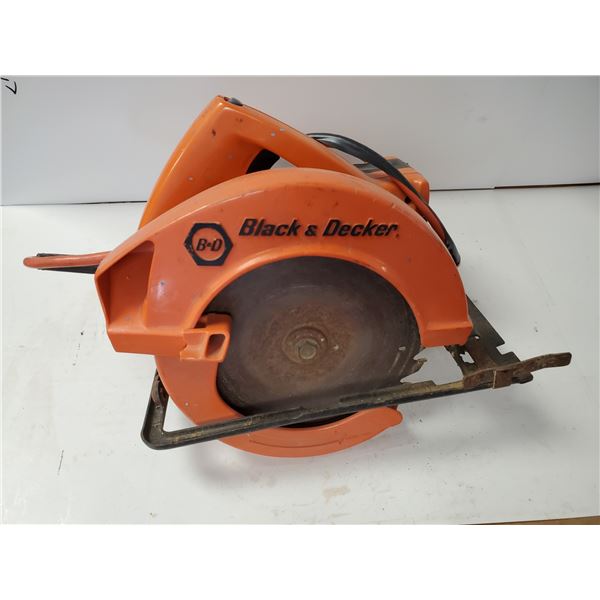 BLACK N DECKER 7.25  CIRCULAR SAW