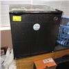 Image 1 : HALF SIZE IGLOO BAR FRIDGE,