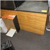 Image 1 : WOODEN EXERCISE BOX WITH RUBBER TOP,