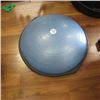 Image 2 : HALF BOSSA BALL,