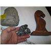 Image 2 : WOOD CARVING OF THE EAGLE, A HAMMERHEAD & A BEAVER FIGURINE