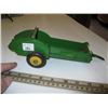 Image 1 : TIN JOHN DEERE SPREADER