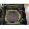 Image 2 : 1940s RCA VICTROLA RECORD PLAYER STEREO, AS IS