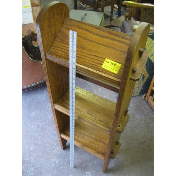 OAK 3 TIER BOOKSHELF