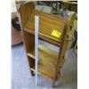 Image 1 : OAK 3 TIER BOOKSHELF