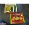 Image 1 : 2 1970s TABLEWARE SETS
