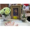 Image 1 : DECORATIVE FLOWERS, PICTURE FRAME & LIGHTBULB PLANT HOLDER
