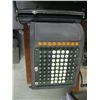 Image 2 : BURROUGHS GLASS FACED & SIDED ADDING MACHINE