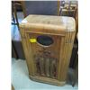 Image 1 : WOODEN RADIO CABINET CASE