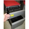 Image 2 : 2 DRAWER PADDED TOP FILE BOX