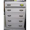 Image 2 : 4 PIECE WHITE BEDROOM SUITE