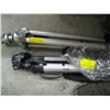 Image 1 : 2 TRIPODS