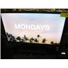 Image 1 : FLUID FLAT SCREEN TV