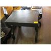 Image 1 : MATCHING END TABLE