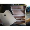 Image 2 : WOODEN PAINTER'S BOX