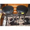 Image 1 : 2 CHROME BAR STOOLS