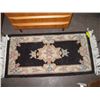 Image 1 : SMALL AREA CARPET