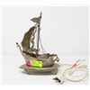 Image 1 : VINTAGE SHIP TAPLE LAMP