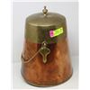Image 1 : 1800S HAND HAMMERED COPPER POT W LID