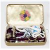 Image 1 : ESTATE JEWELRY BOX RINGS EARRINGS MORE