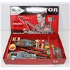 Image 2 : 1950S ERECTOR ROCKET LAUNCHER SET IN TIN CASE