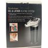 Image 2 : Brookstone Gel & Lather Heating System