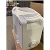 Image 4 : NEW Aircare Products MA1201 Humidifier