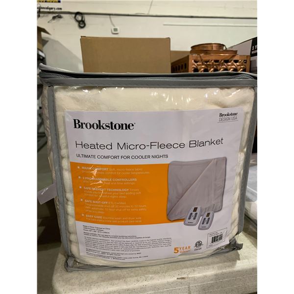 NEW Brookstone Queen size heated microfiber blanket with dual controls