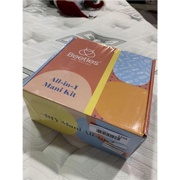 Beetles All in 1 Manicure Kit includes gel polish and UV light with tools Style ST048