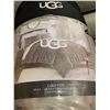 Image 2 : UGG Griffin Fawn Ultra Soft & Fuzzy Queen size comforter