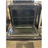 Image 2 : FRIGIDAIRE STAINLESS STEEL AND BLACK CERAMIC TOP STOVE