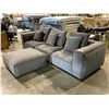 Image 2 : 3 PIECE SOFA SET WITH OTTOMAN