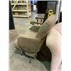 Image 2 : ROCKING LOUNGE CHAIR