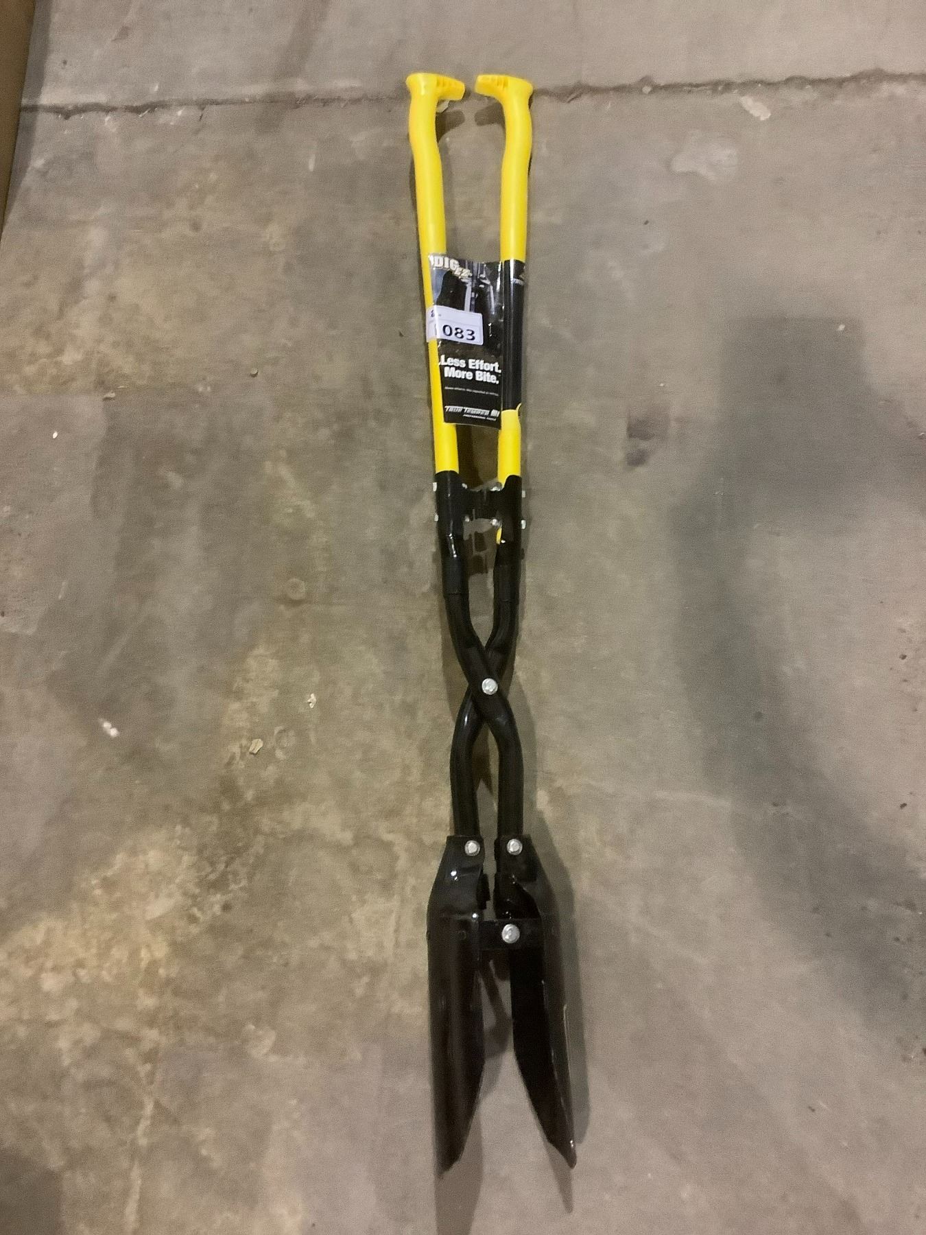 *NEW* TRUE TEMPER DIG EZ POLE HOLE DIGGER - Able Auctions
