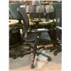 Image 2 : BLACK MESH BACK ROLLING OFFICE CHAIR