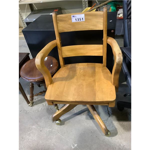 ROCKING ROLLING WOODEN CHAIR