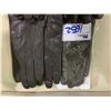 Image 2 : 4 NEW LEATHER GLOVES