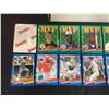 Image 2 : BOX OF ASSORTED DON RUSS BASEBALL CARDS