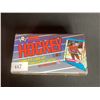 Image 2 : BOX OF O-PEE-CHEE 1990 HOCKEY CARDS COMPLETE SET