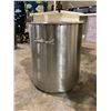 Image 2 : LARGE STAINLESS STEEL POT WITH LID 24 X 20