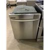 Image 1 : SAMSUNG STAINLESS STEEL DISHWASHER MODEL DW80M3021US