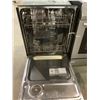 Image 2 : SAMSUNG STAINLESS STEEL DISHWASHER MODEL DW80M3021US