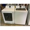 Image 1 : KENMORE WASHER (592-69212) AND DRYER (592-29212) SET (WASHER HAS DAMAGED BLEACH TRAY)