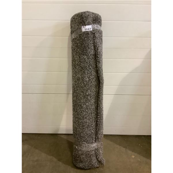 SHAG RUG 64  TALL