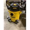 Image 2 : DEWALT 6GAL DRY/WET VACUUM